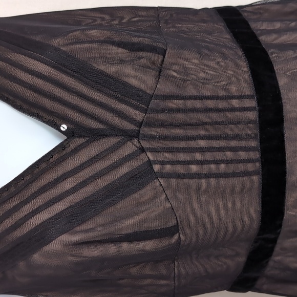 Ann Taylor Loft Sheer Black Over Nude A-Line V-Neck Dress Size 2 - Picture 2 of 7